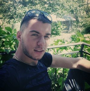 Meet your Posher, Arlindo